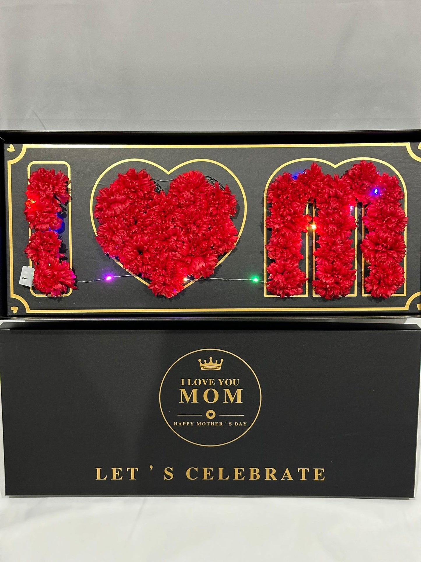 Deluxe Gift Box For MOM (Red Carnation)